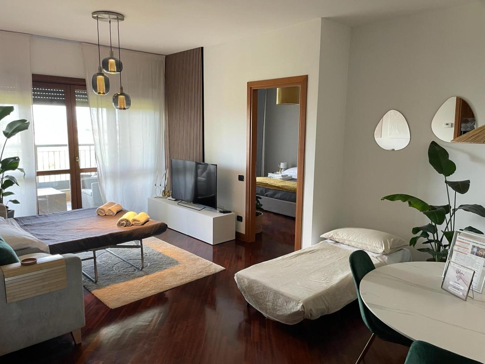 Luxury Boutique Apartment 피우미치노 외부 사진